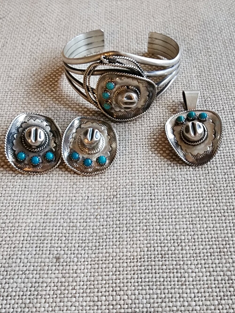 Sterling Silver Turquoise Cowboy Hat Concho Set - Women's Necklace & Earrings